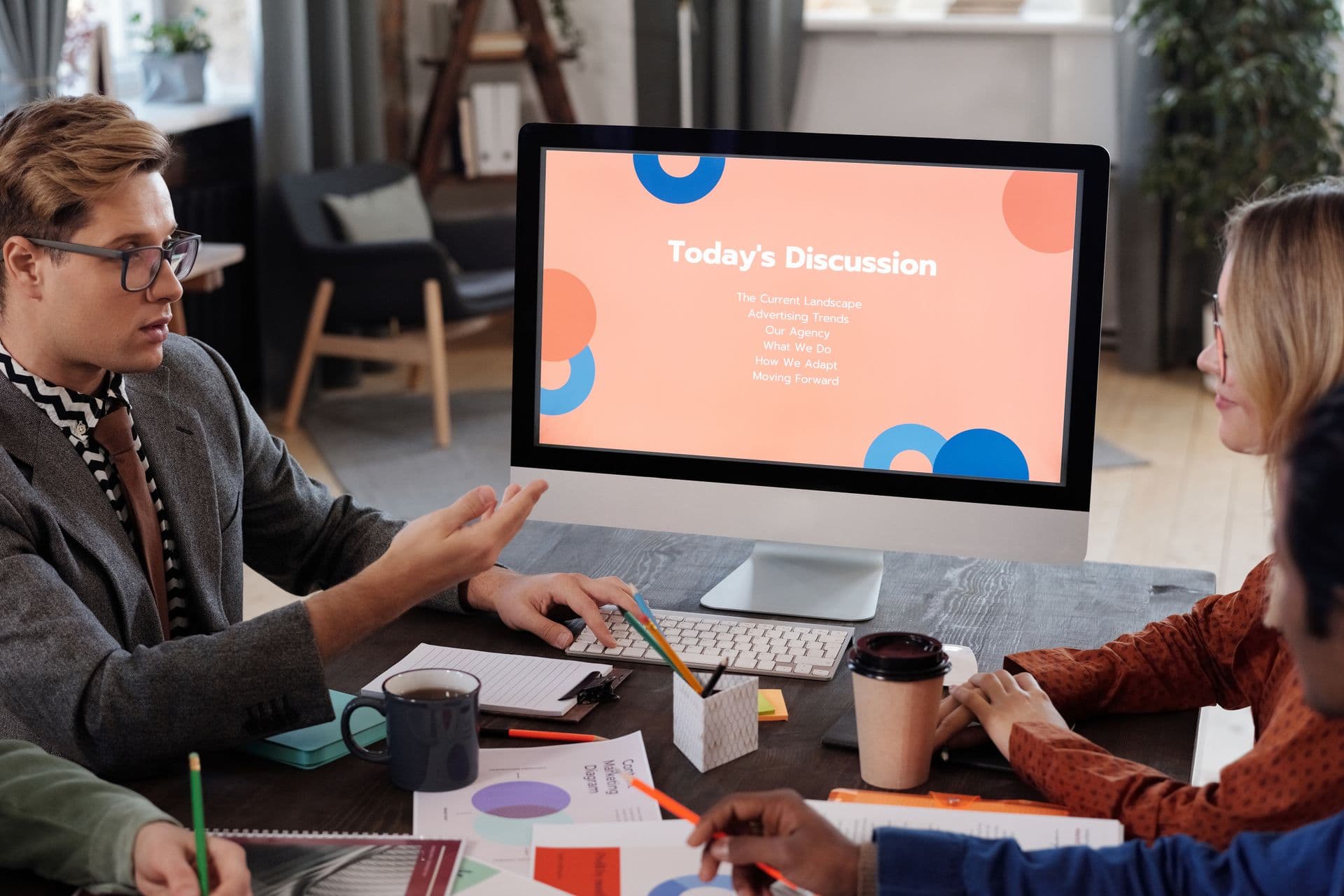 Illustrative stock photograph: One project view for service businesses.
